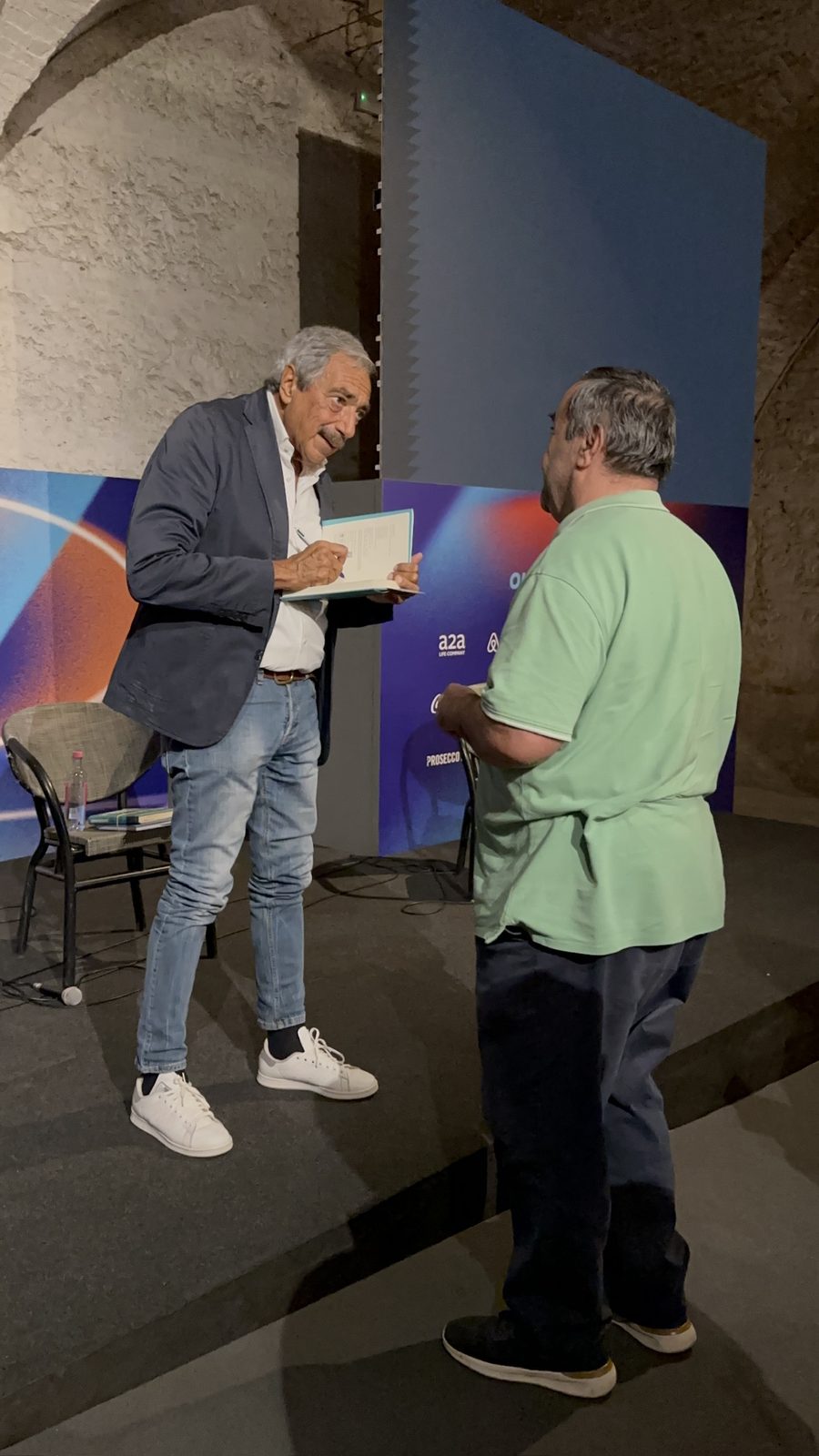 A tu per tu con Marino Bartoletti — una dedica dopo l'incontro